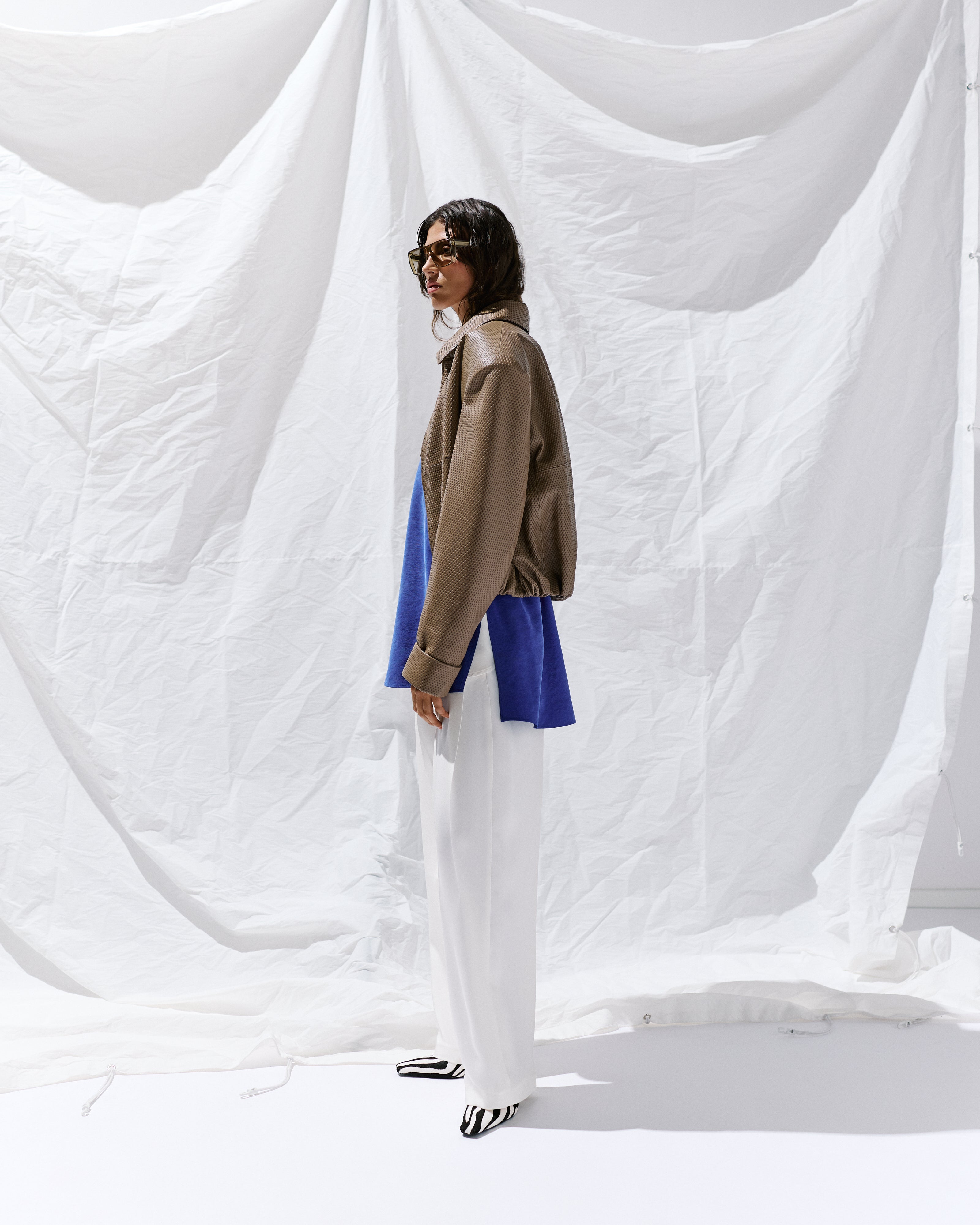 LEATHER BOMBER JACKET