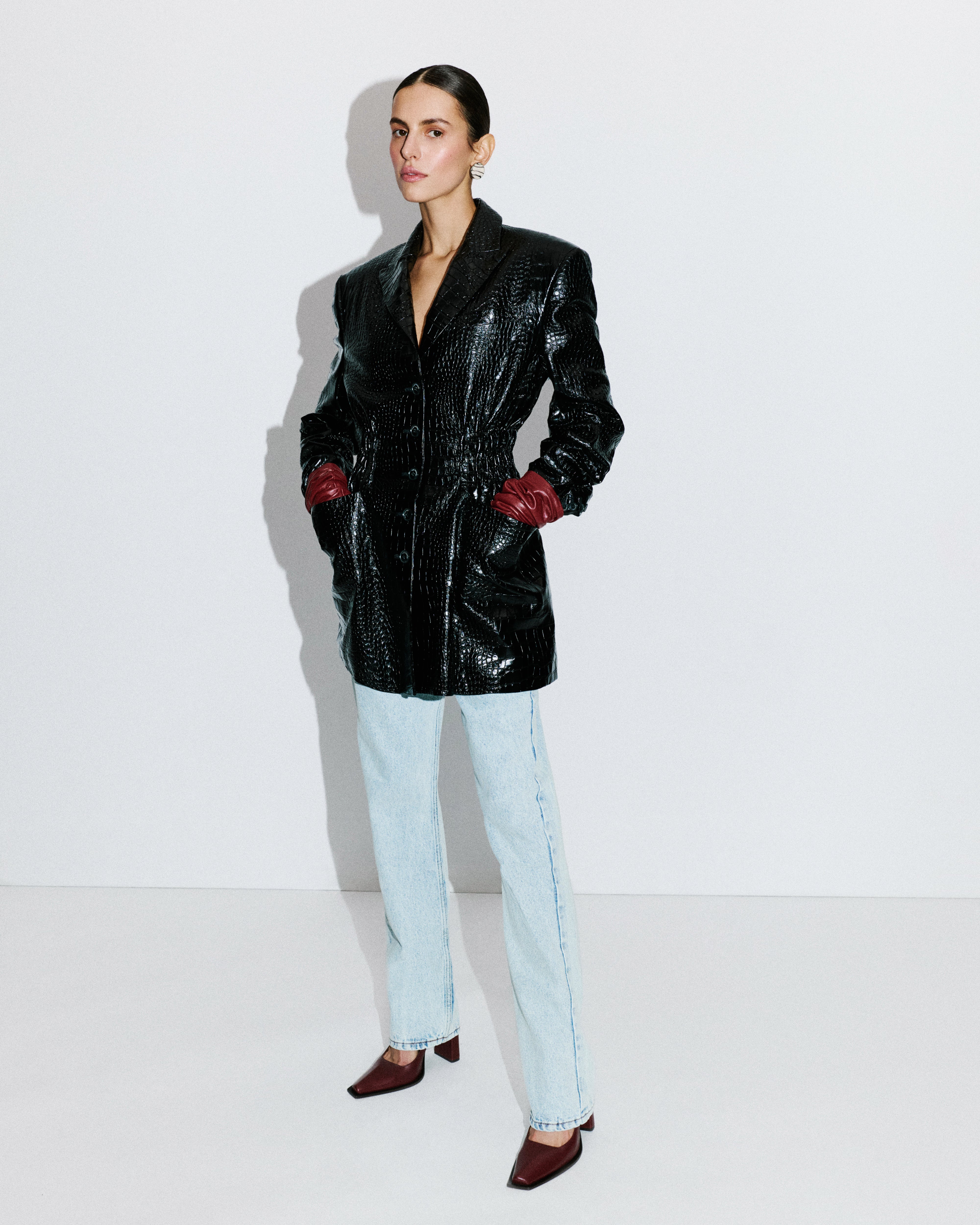 LEATHER BLAZER