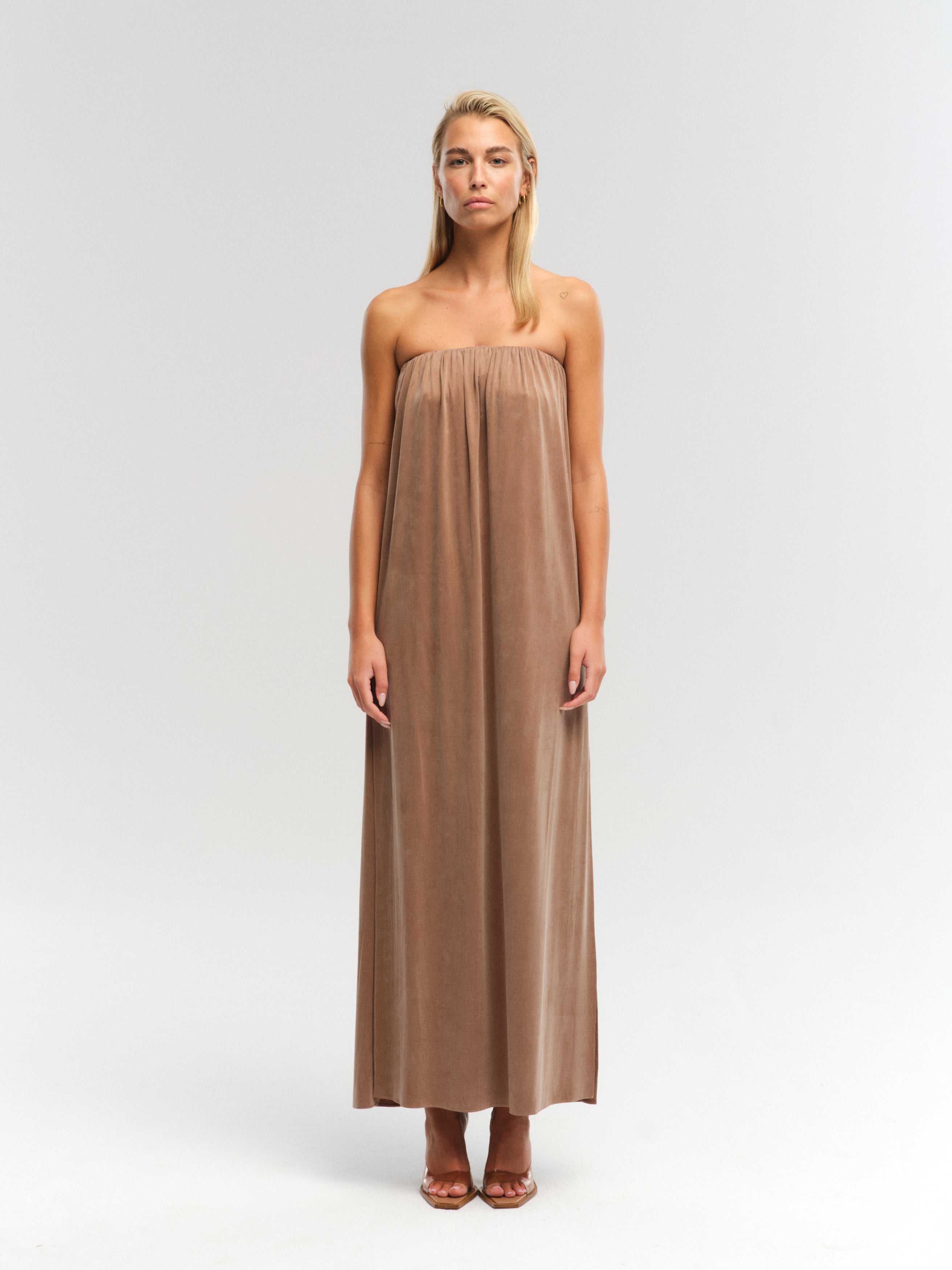 FELTRA DRESS