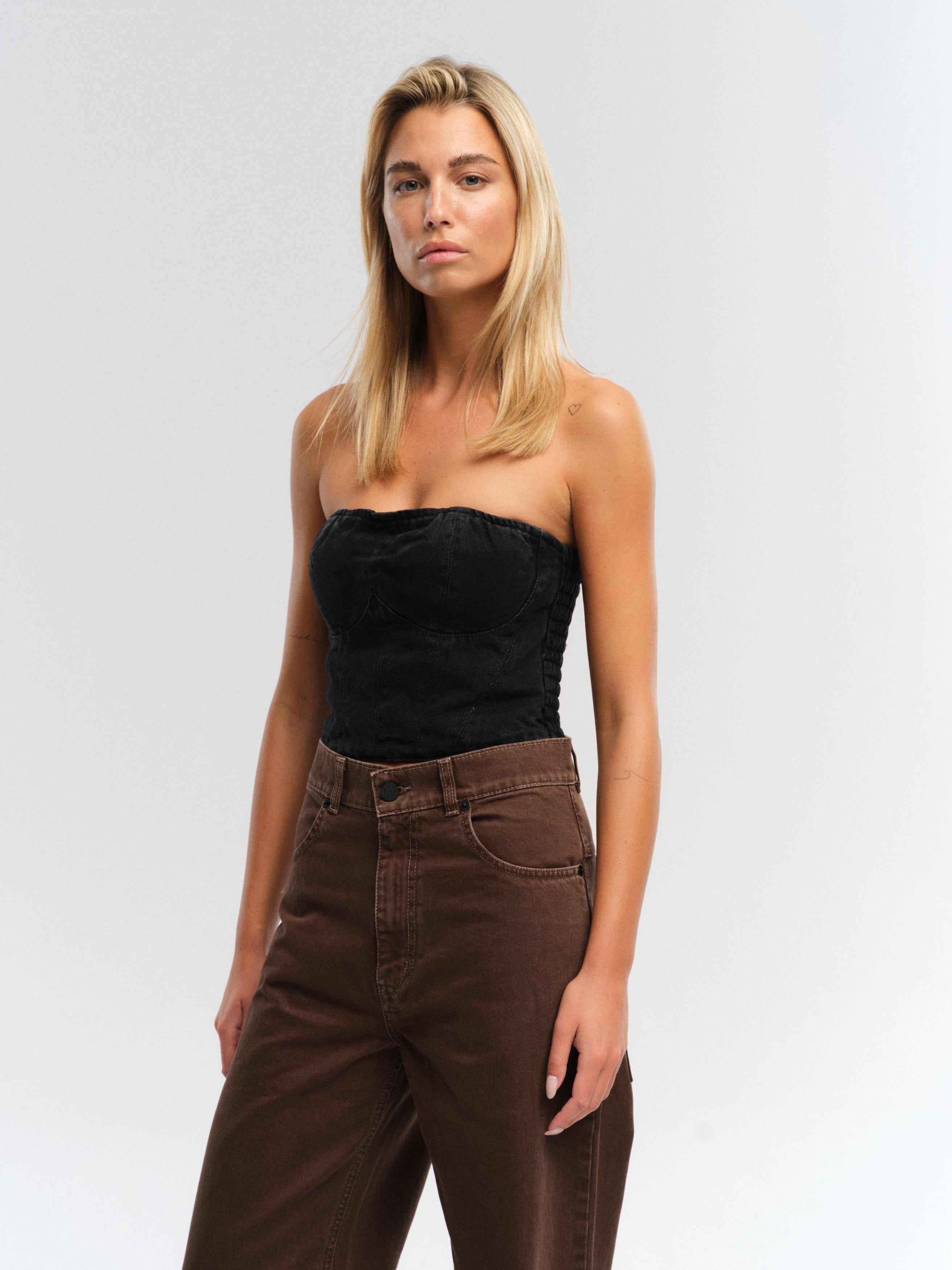 NISSA TOP