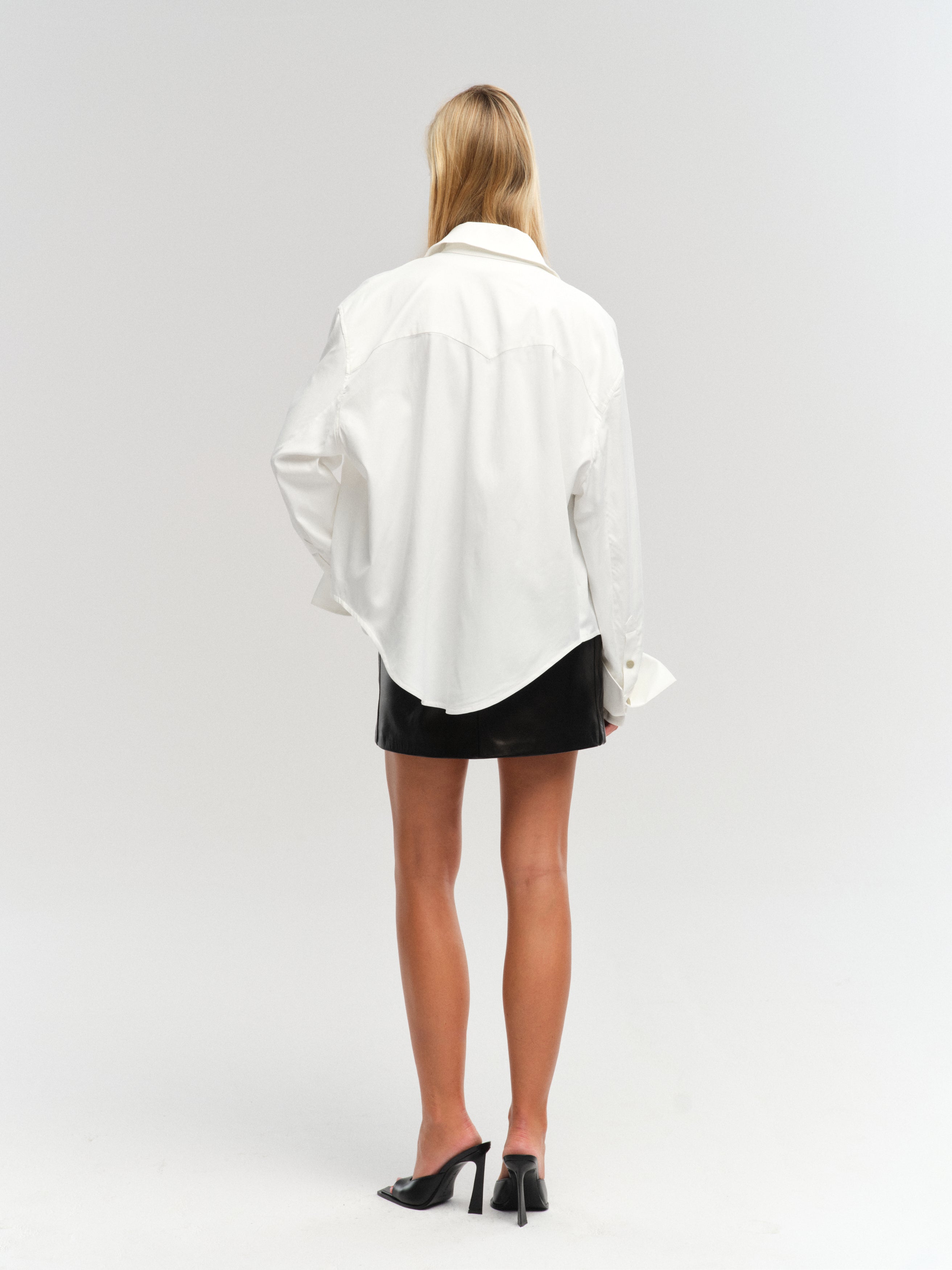 ERSKINE IN WHITE COTTON