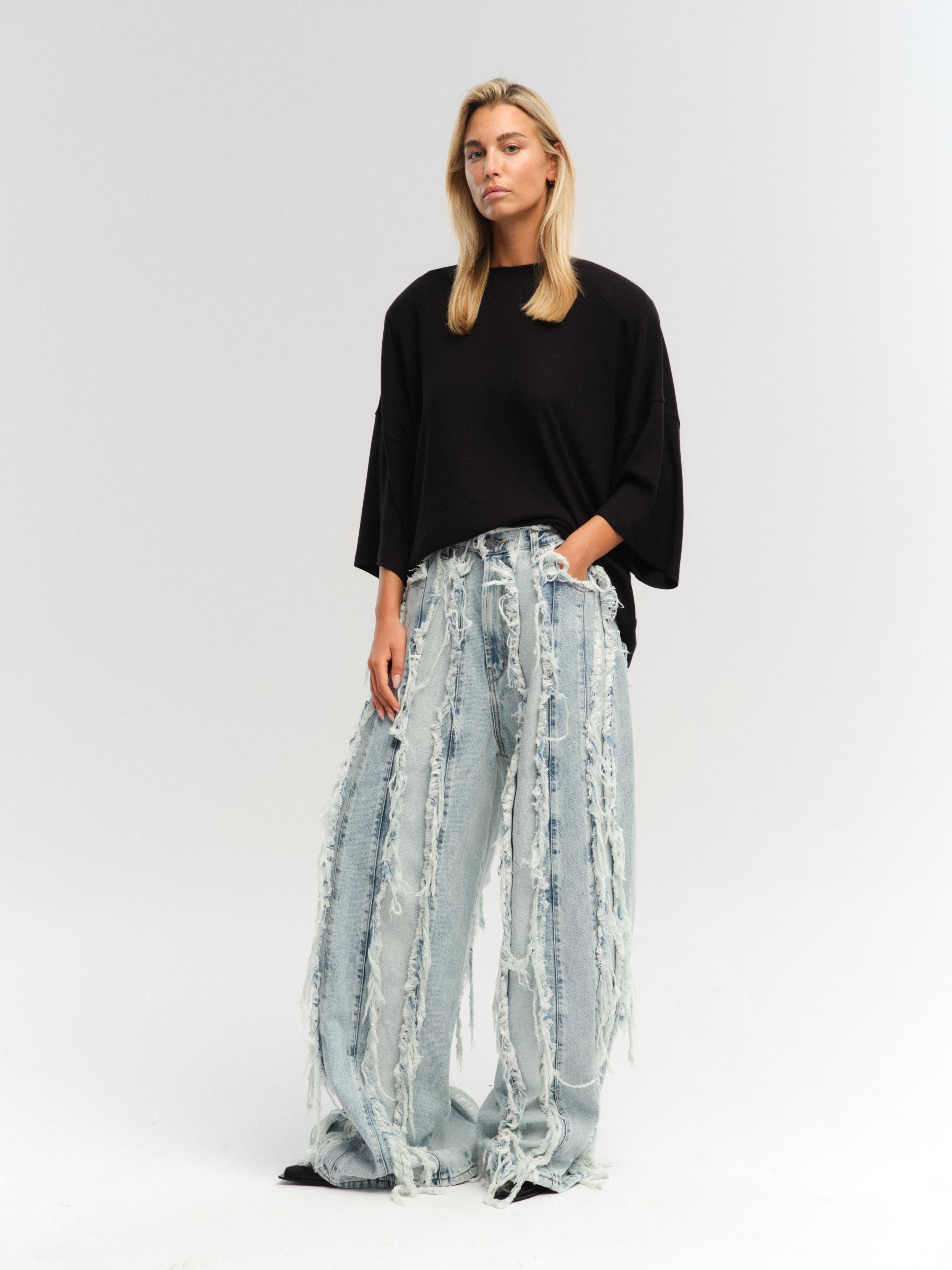 LYRA JEANS