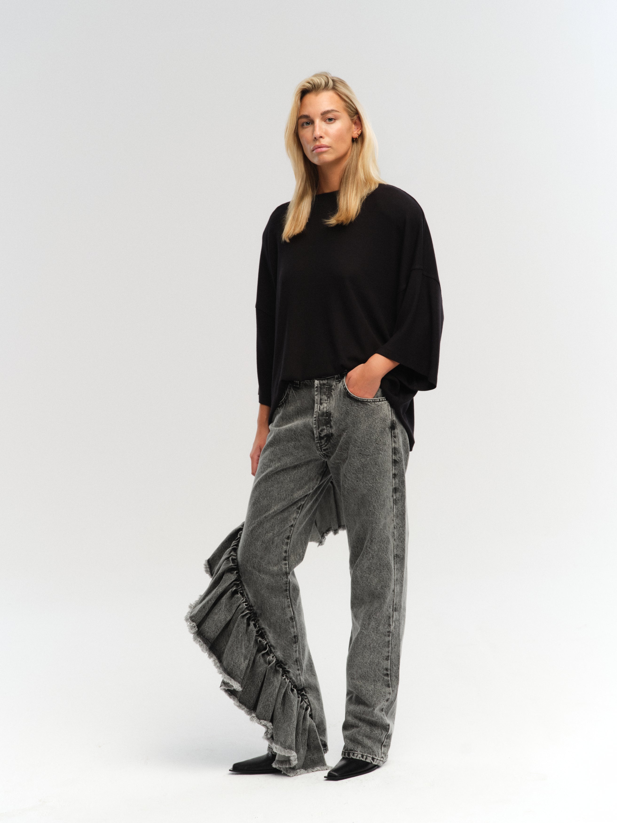 MODENA JEANS IN GREY
