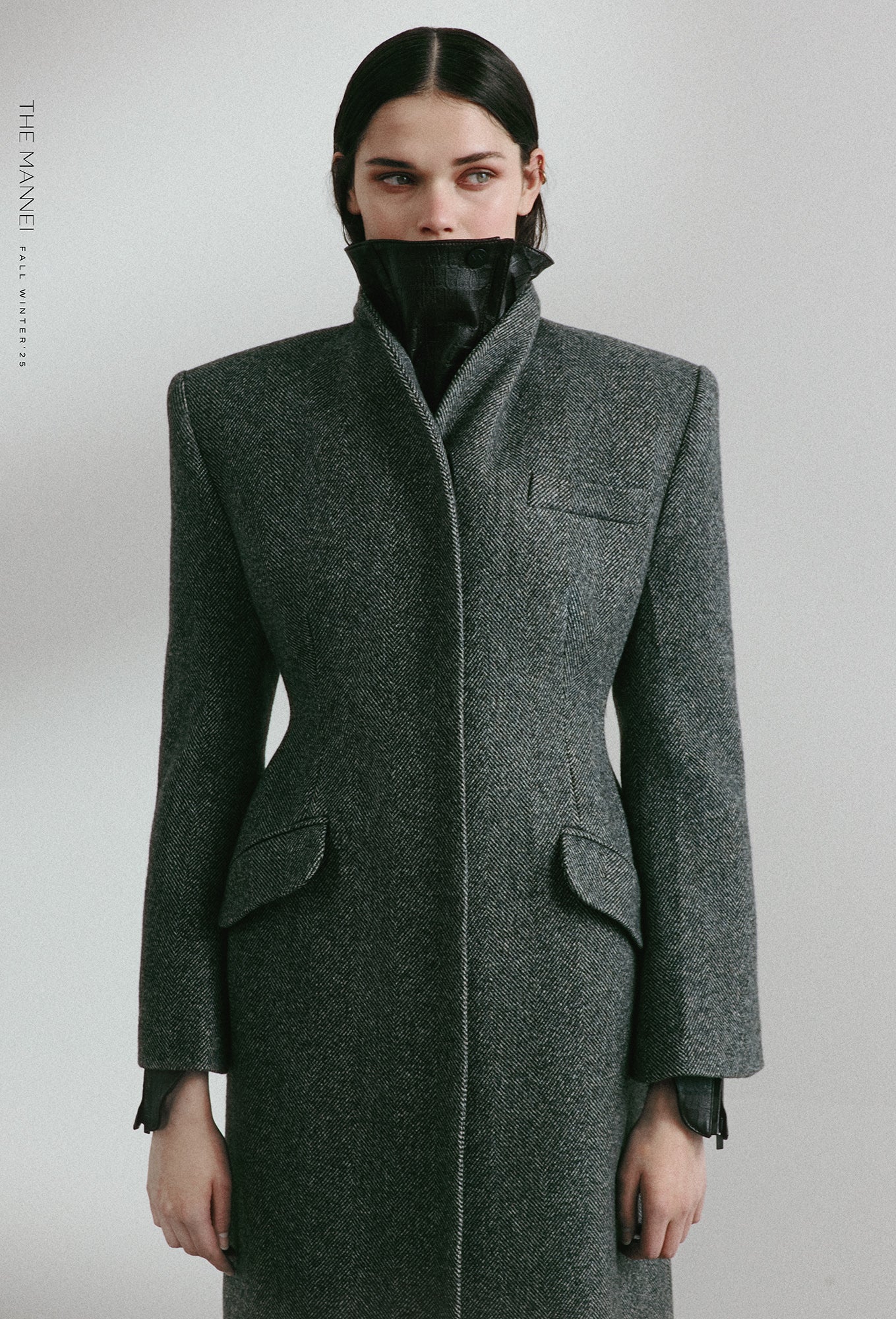 DARK GRAY WOOL COAT