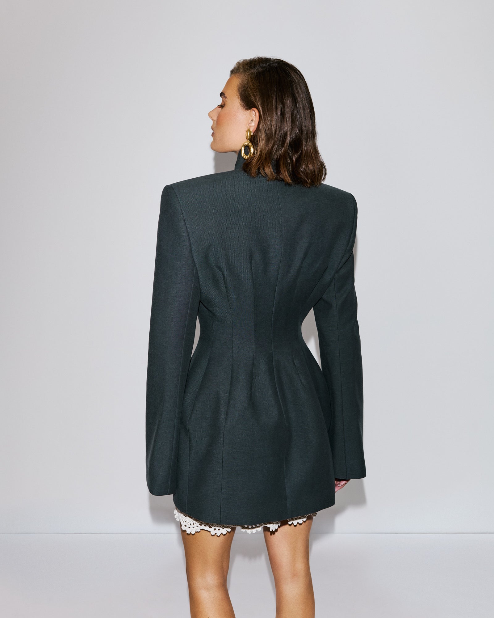 WAIST-FITTED BLAZER