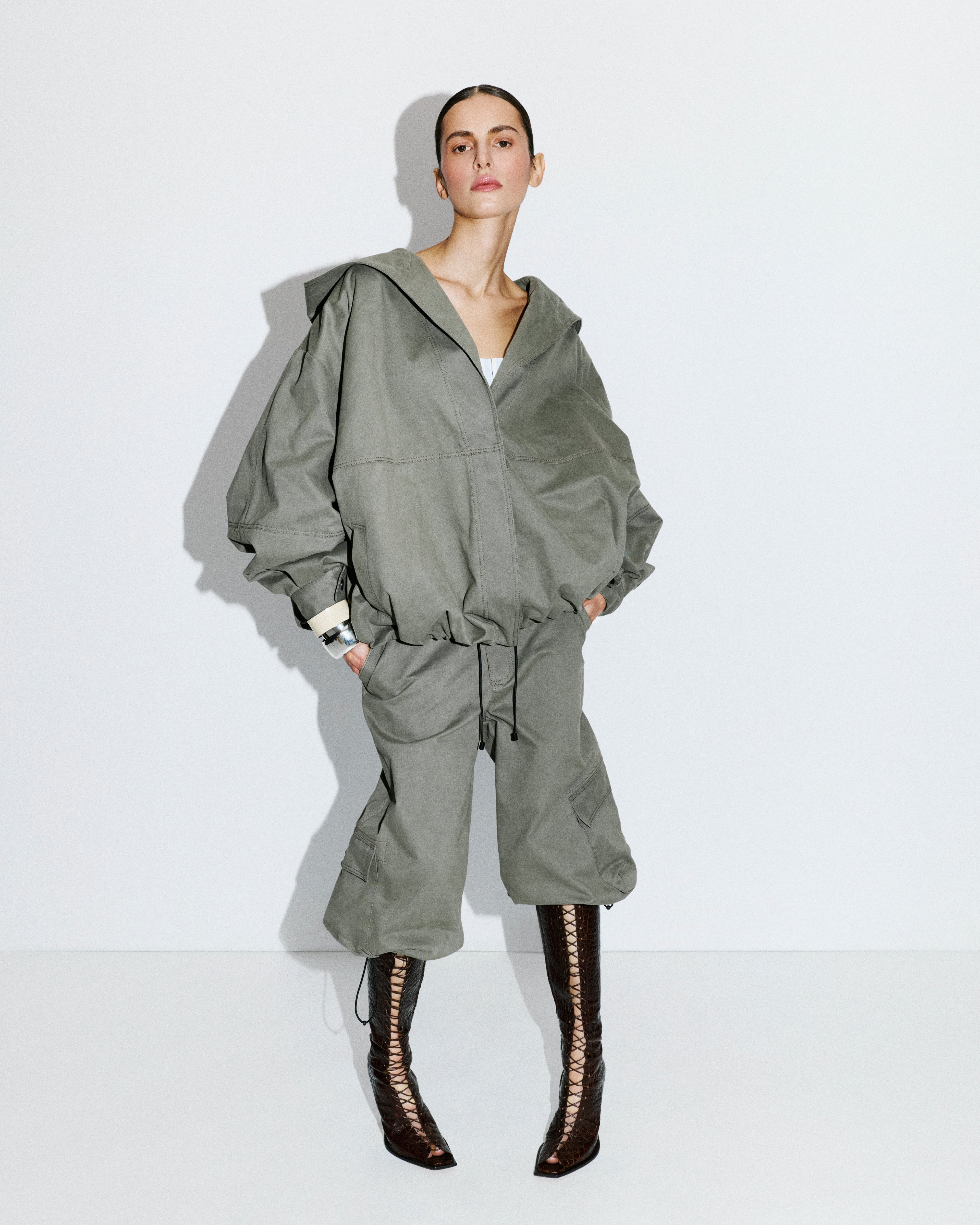 CARGO TROUSERS