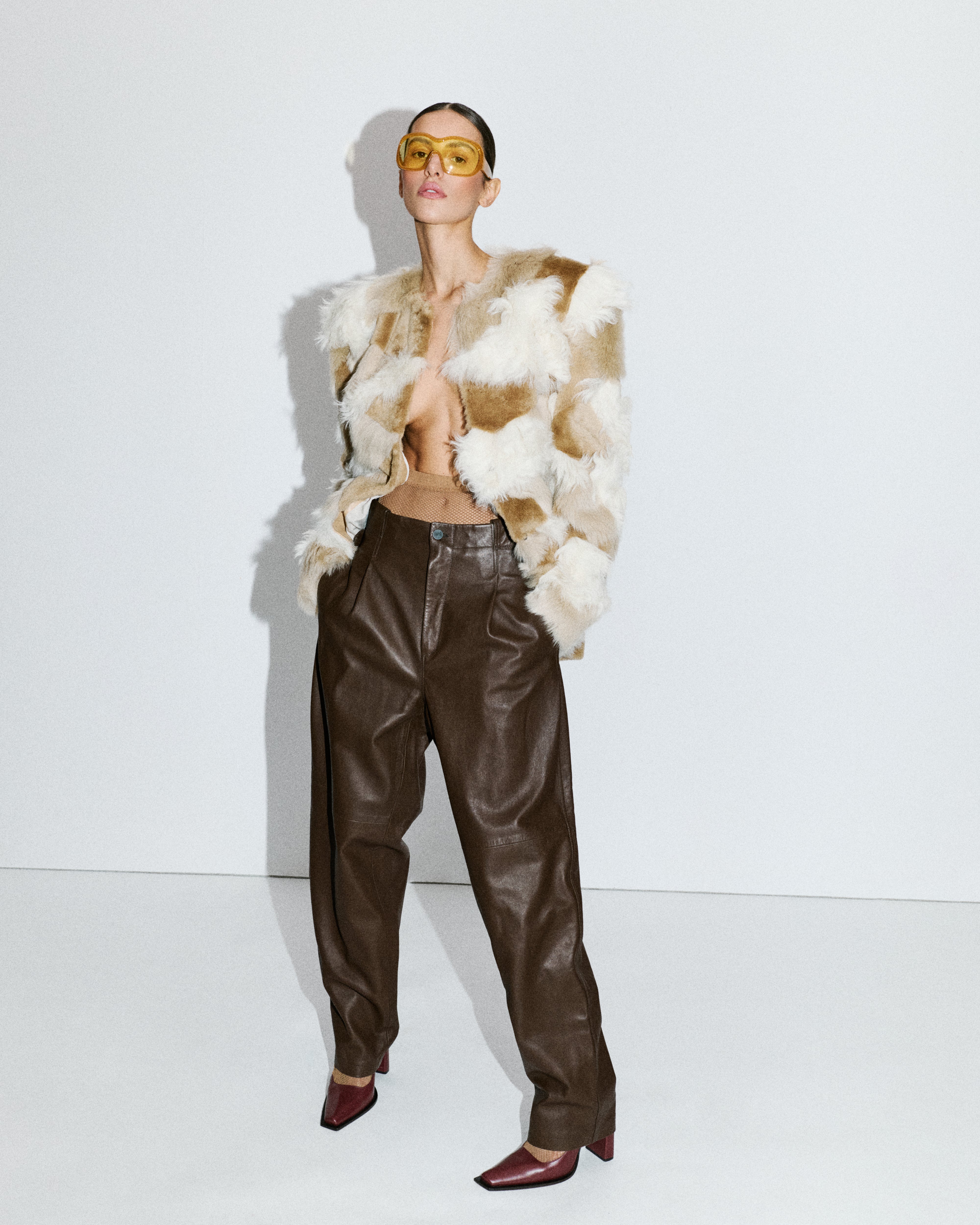 LEATHER PANTS