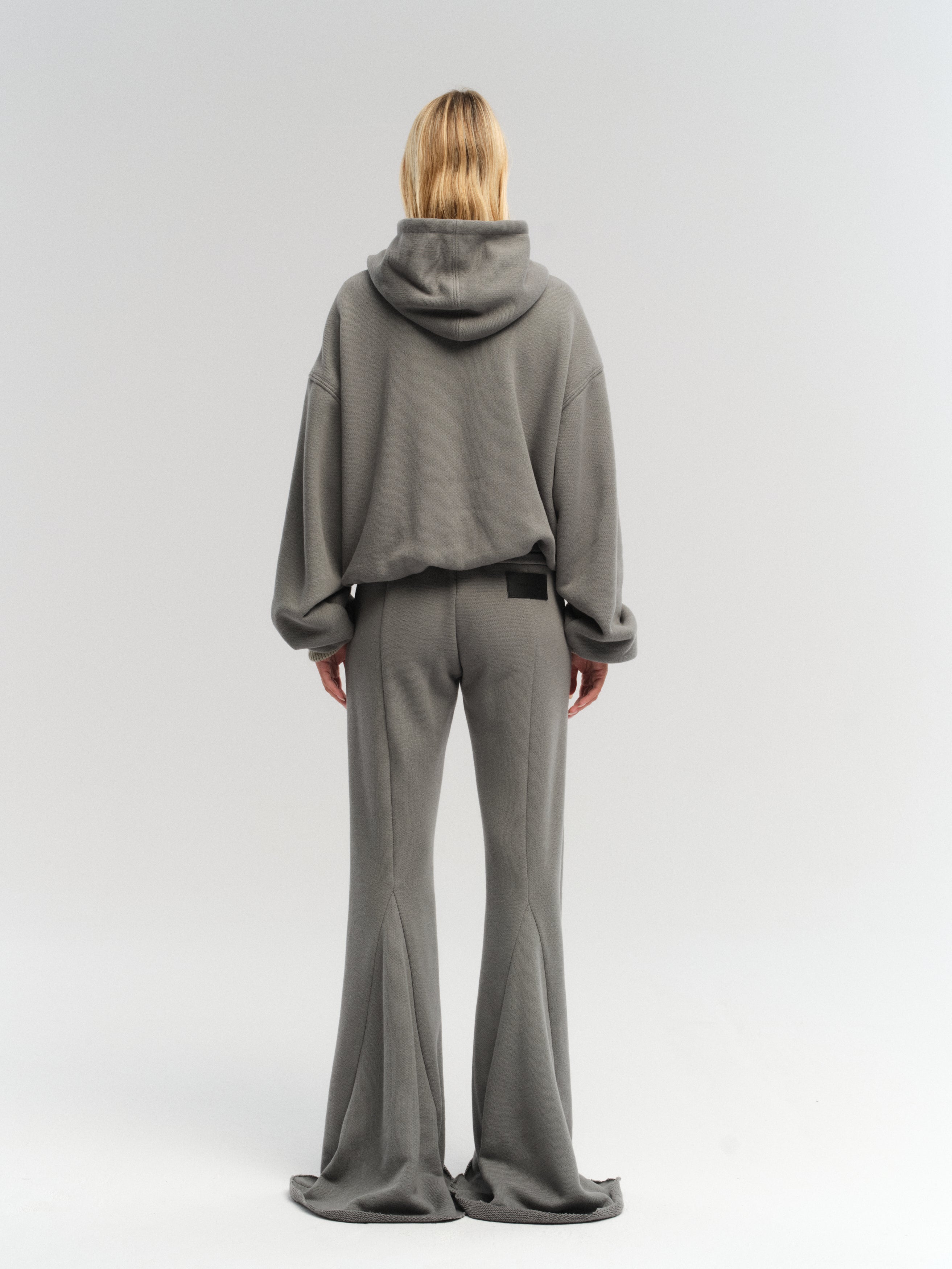 MERGAR PANTS IN GREY