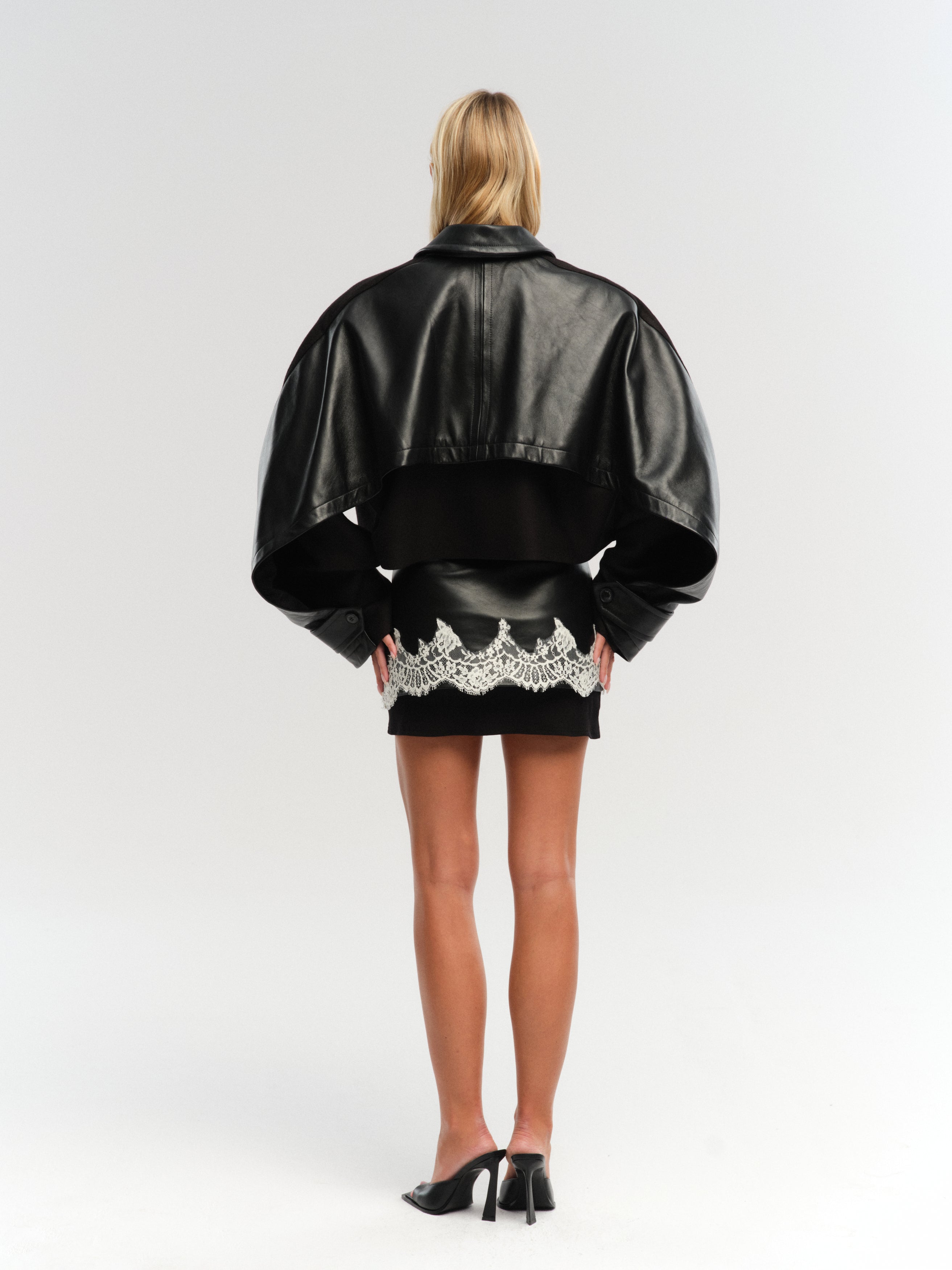 LAMIA JACKET IN BLACK