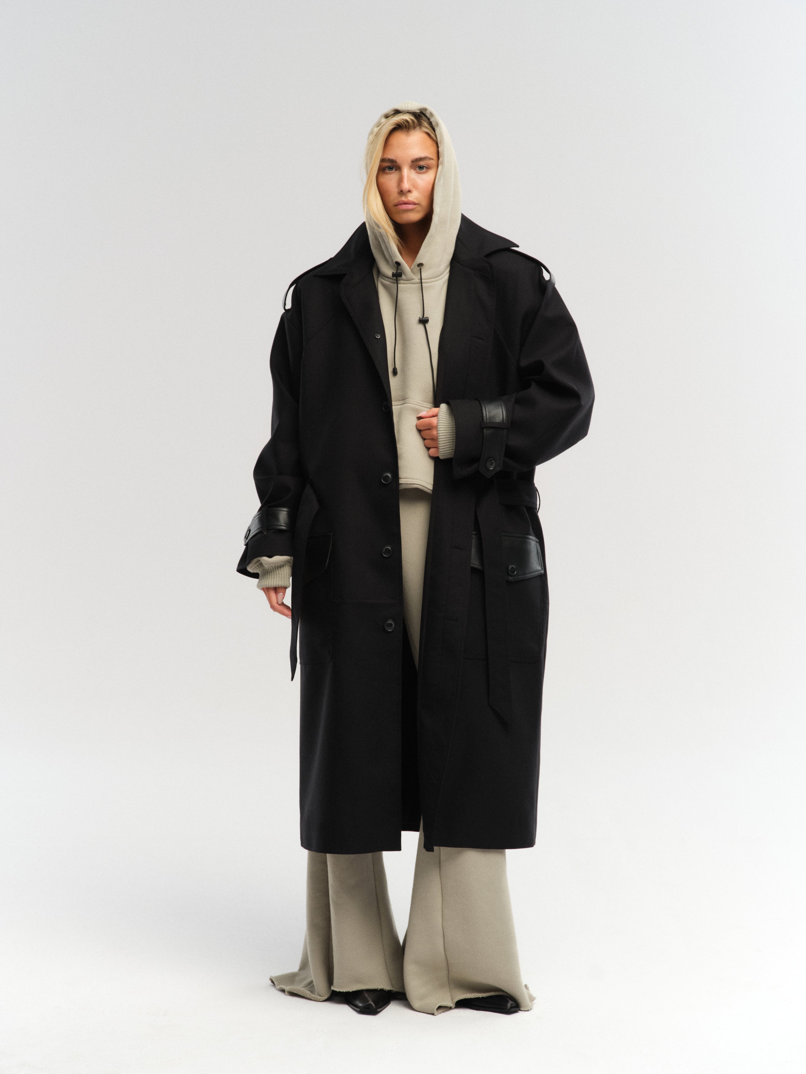 FABERO COAT IN BLACK