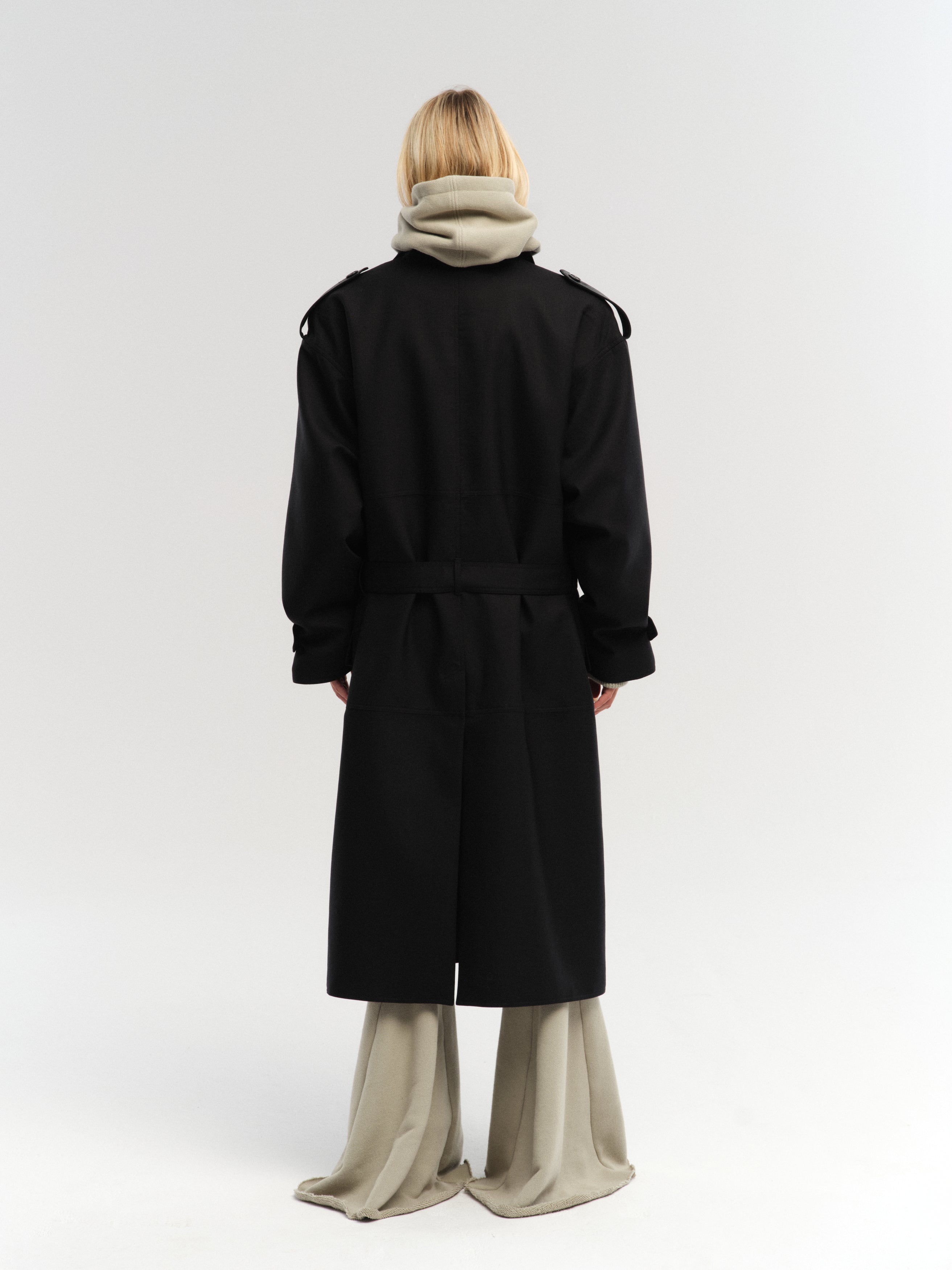 FABERO COAT IN BLACK