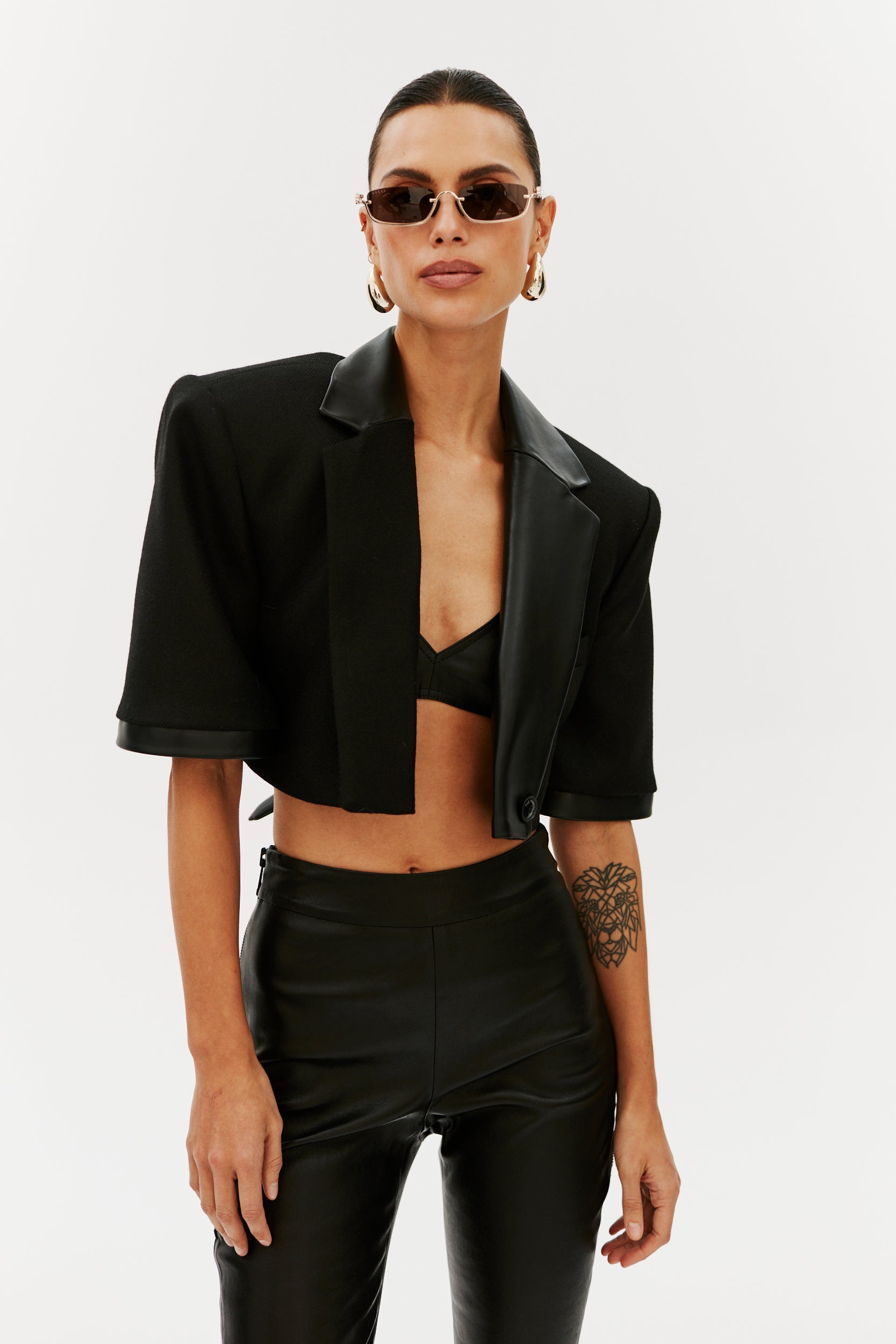 ROVEN CROPPED BLAZER