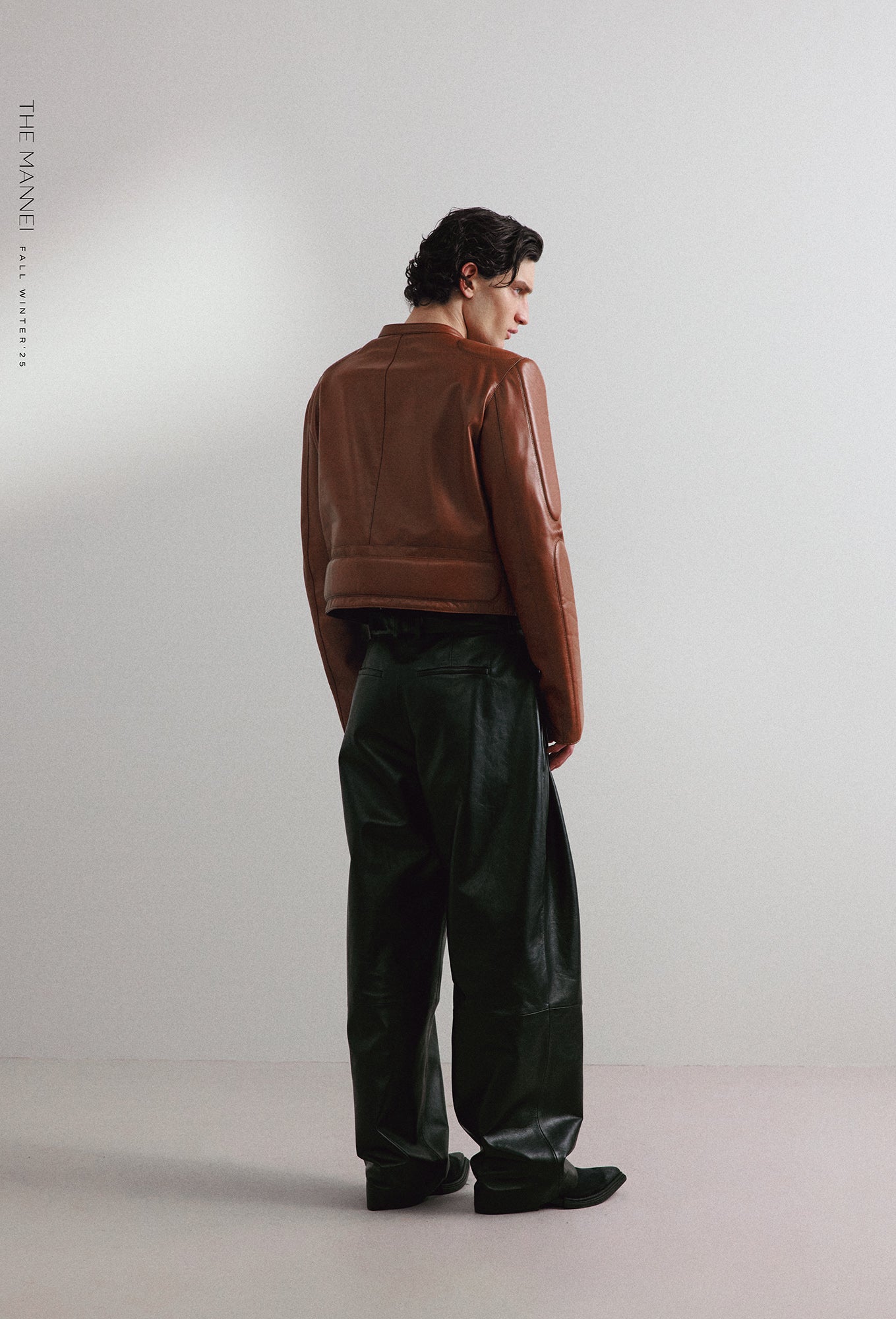 AW25203