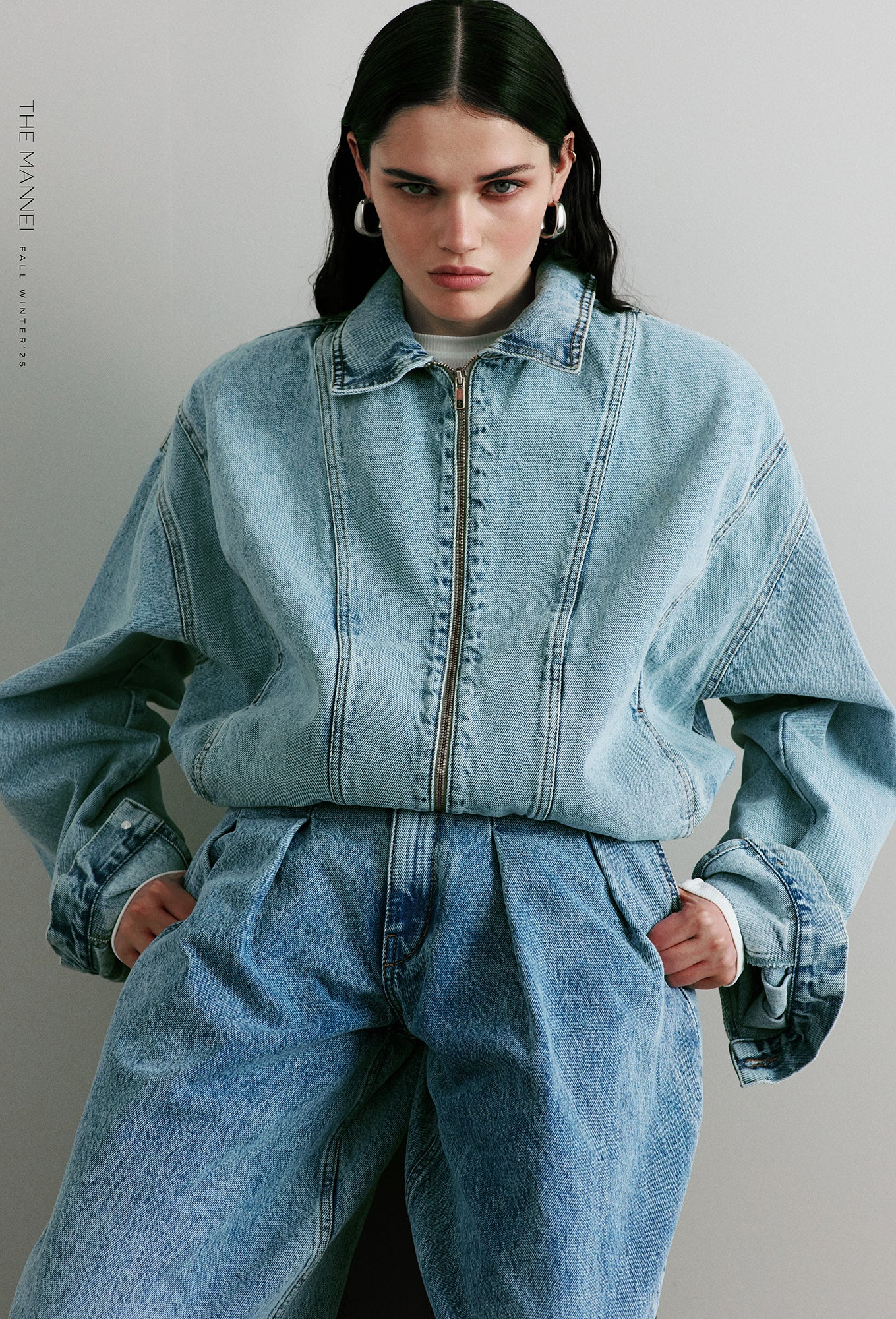 AW25215